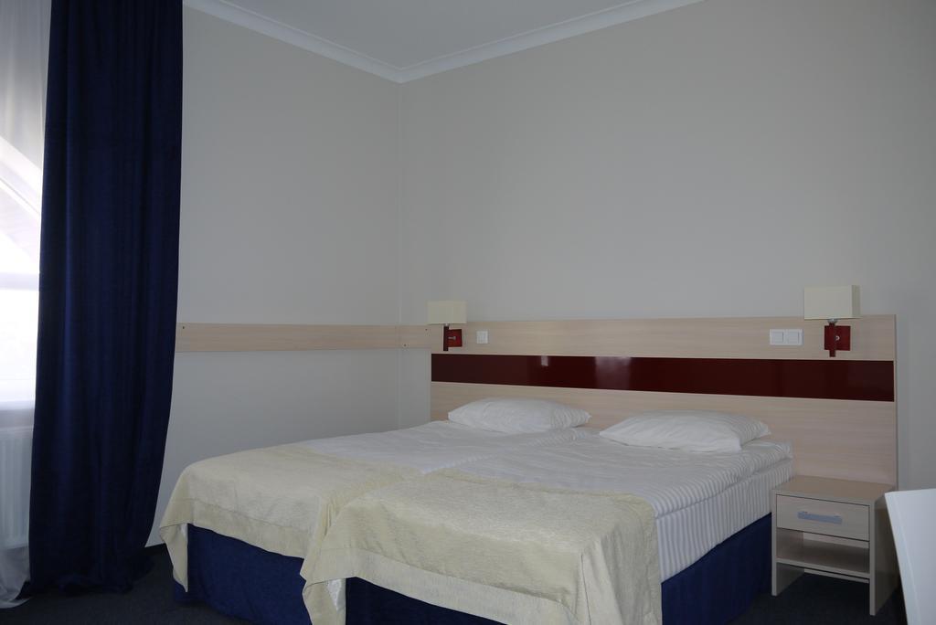 Reikartz Pochayiv Hotel Pochaiv Bagian luar foto